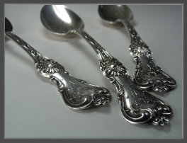 the_spoon_jeweler363014.jpg