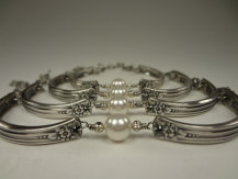 the_spoon_jeweler412003.jpg