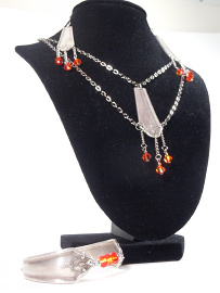 the_spoon_jeweler_updated367006.jpg